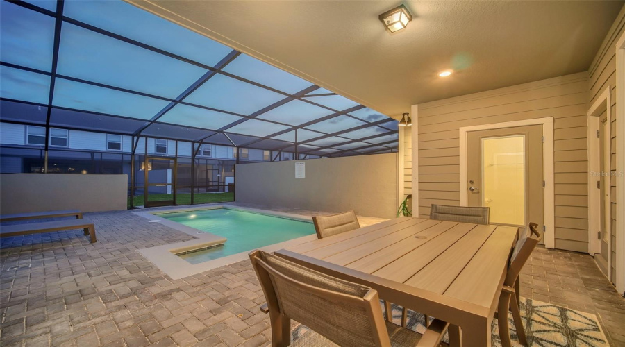 DAVENPORT, Florida 33897, 5 Bedrooms Bedrooms, ,4 BathroomsBathrooms,Residential,For Sale,LANA,0,MFRO6421670