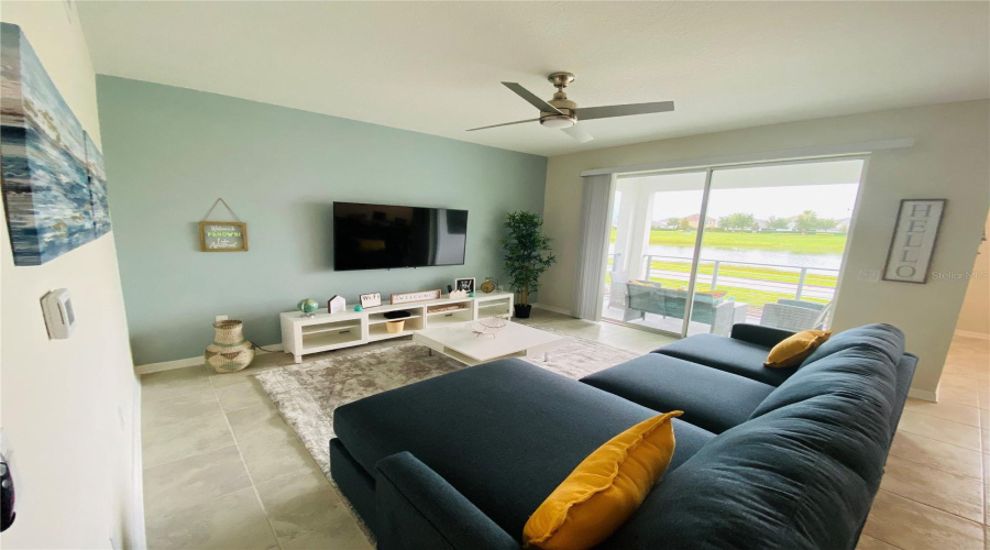 KISSIMMEE, Florida 34746, 2 Bedrooms Bedrooms, ,2 BathroomsBathrooms,Residential,For Sale,PARADOX,0,MFRO6421664