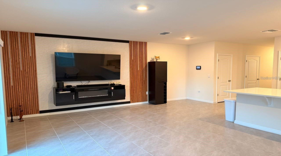 DAVENPORT, Florida 33837, 3 Bedrooms Bedrooms, ,2 BathroomsBathrooms,Residential,For Sale,PENGUIN,0,MFRO6421625
