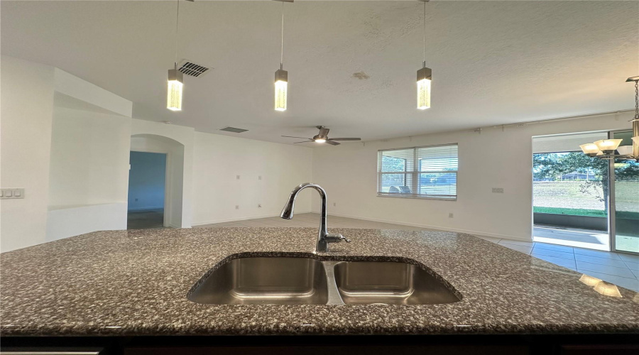 DAVENPORT, Florida 33897, 5 Bedrooms Bedrooms, ,3 BathroomsBathrooms,Residential,For Sale,BELLA VERANO,0,MFRO6421549