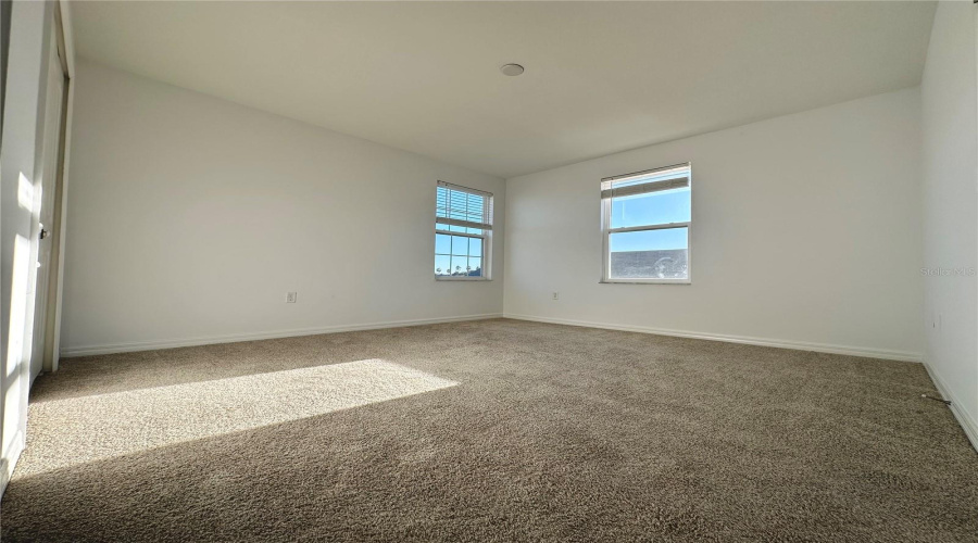 DAVENPORT, Florida 33897, 5 Bedrooms Bedrooms, ,3 BathroomsBathrooms,Residential,For Sale,BELLA VERANO,0,MFRO6421549