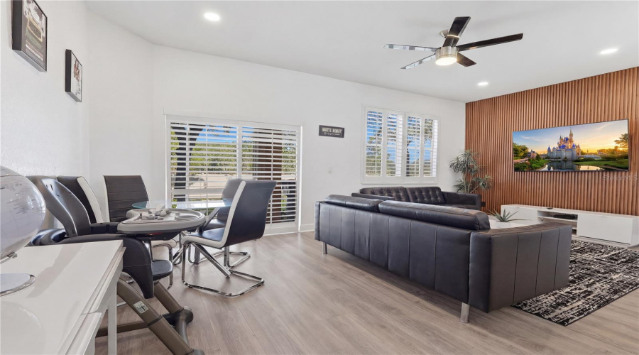 DAVENPORT, Florida 33897, 3 Bedrooms Bedrooms, ,2 BathroomsBathrooms,Residential,For Sale,CALABRIA,0,MFRO6421590