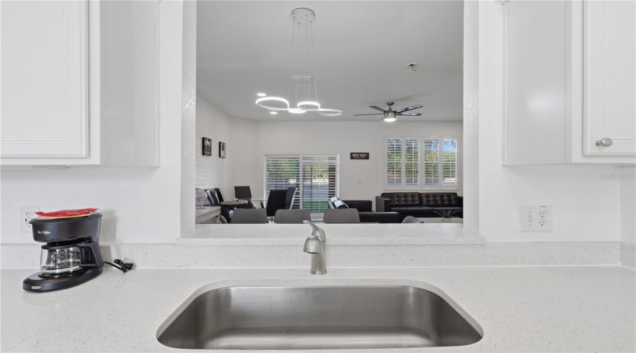 DAVENPORT, Florida 33897, 3 Bedrooms Bedrooms, ,2 BathroomsBathrooms,Residential,For Sale,CALABRIA,0,MFRO6421590