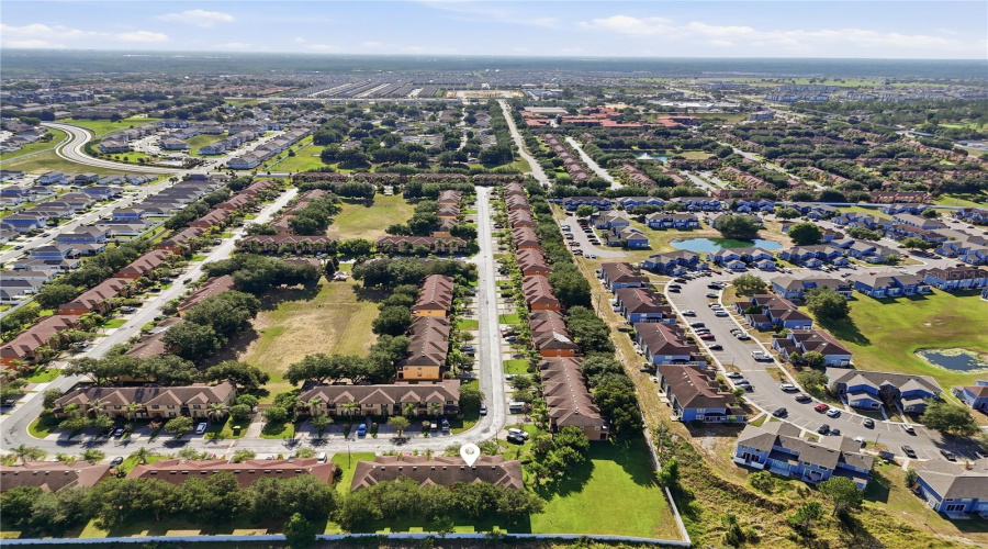 DAVENPORT, Florida 33897, 3 Bedrooms Bedrooms, ,2 BathroomsBathrooms,Residential,For Sale,CALABRIA,0,MFRO6421590