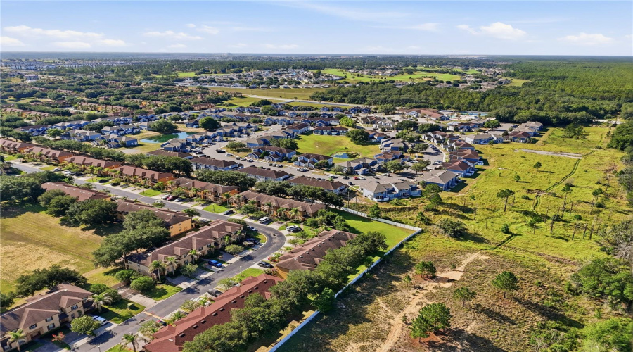 DAVENPORT, Florida 33897, 3 Bedrooms Bedrooms, ,2 BathroomsBathrooms,Residential,For Sale,CALABRIA,0,MFRO6421590