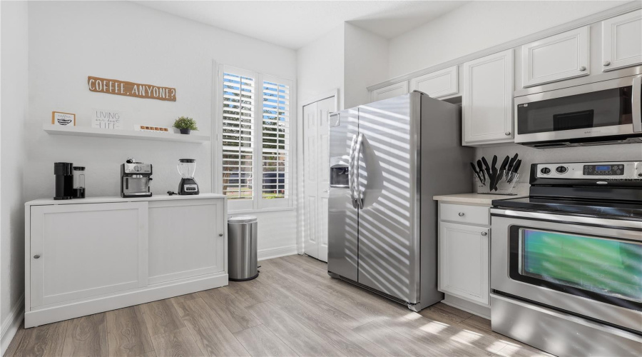 DAVENPORT, Florida 33897, 3 Bedrooms Bedrooms, ,2 BathroomsBathrooms,Residential,For Sale,CALABRIA,0,MFRO6421590