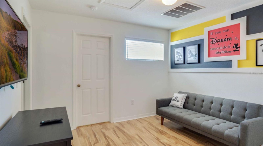 KISSIMMEE, Florida 34746, 6 Bedrooms Bedrooms, ,5 BathroomsBathrooms,Residential,For Sale,LAS FUENTES,0,MFRO6421783