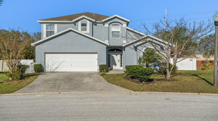 DAVENPORT, Florida 33897, 5 Bedrooms Bedrooms, ,3 BathroomsBathrooms,Residential,For Sale,CORVINA,0,MFRTB8523948
