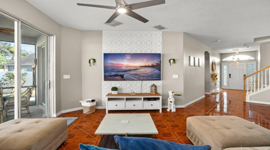 DAVENPORT, Florida 33897, 5 Bedrooms Bedrooms, ,3 BathroomsBathrooms,Residential,For Sale,CORVINA,0,MFRTB8523948