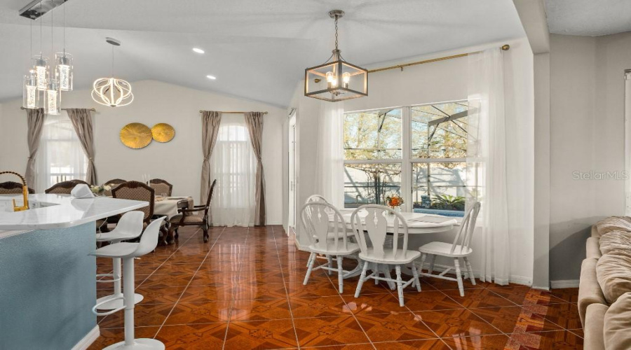 DAVENPORT, Florida 33897, 5 Bedrooms Bedrooms, ,3 BathroomsBathrooms,Residential,For Sale,CORVINA,0,MFRTB8523948
