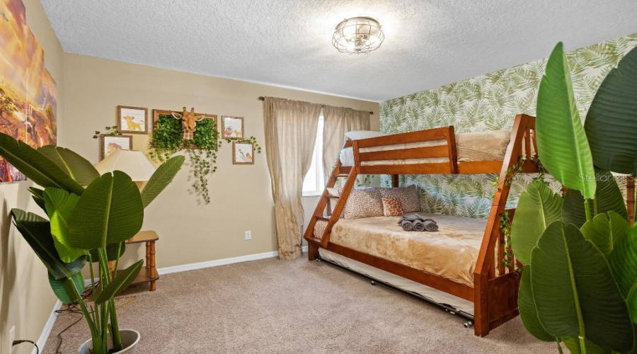 DAVENPORT, Florida 33897, 5 Bedrooms Bedrooms, ,3 BathroomsBathrooms,Residential,For Sale,CORVINA,0,MFRTB8523948