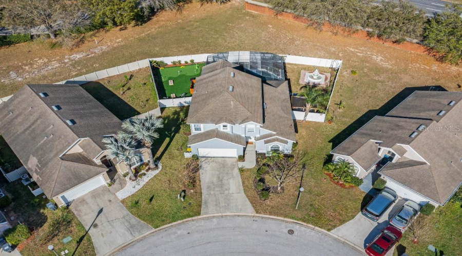 DAVENPORT, Florida 33897, 5 Bedrooms Bedrooms, ,3 BathroomsBathrooms,Residential,For Sale,CORVINA,0,MFRTB8523948