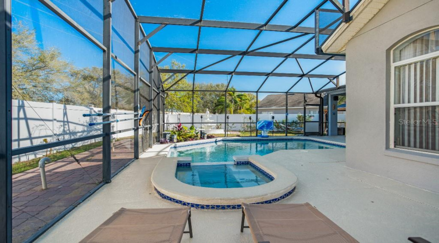 DAVENPORT, Florida 33897, 5 Bedrooms Bedrooms, ,3 BathroomsBathrooms,Residential,For Sale,CORVINA,0,MFRTB8523948