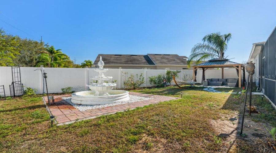 DAVENPORT, Florida 33897, 5 Bedrooms Bedrooms, ,3 BathroomsBathrooms,Residential,For Sale,CORVINA,0,MFRTB8523948