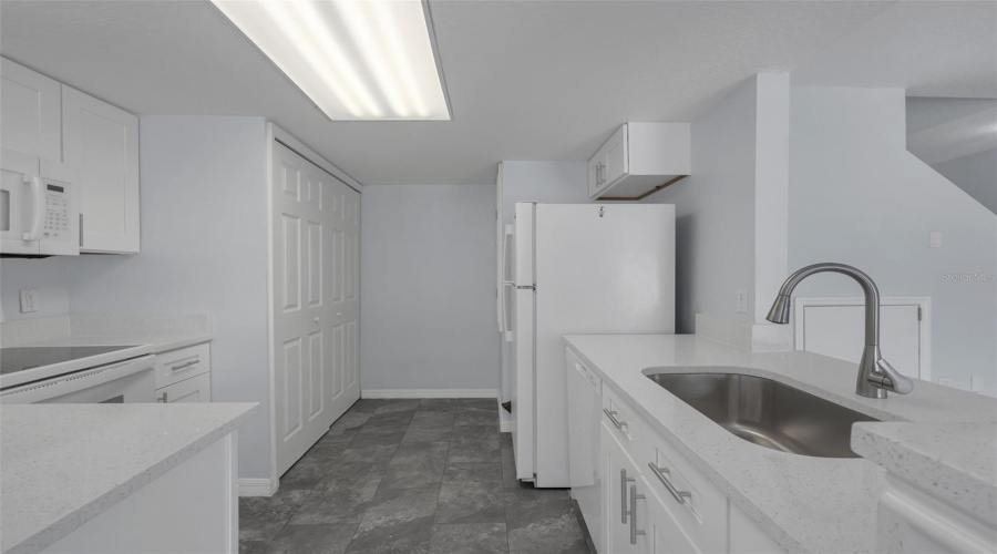DAVENPORT, Florida 33897, 3 Bedrooms Bedrooms, ,3 BathroomsBathrooms,Residential,For Sale,AUSTRALIAN,0,MFRG5114424