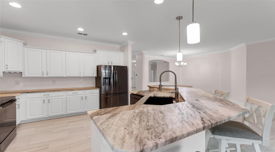 DAVENPORT, Florida 33896, 4 Bedrooms Bedrooms, ,2 BathroomsBathrooms,Residential,For Sale,DOVE VALLEY WAY,0,MFRS5152621