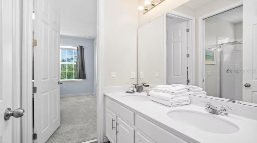 KISSIMMEE, Florida 34747, 9 Bedrooms Bedrooms, ,6 BathroomsBathrooms,Residential,For Sale,NASSAU POINT,0,MFRO6421816