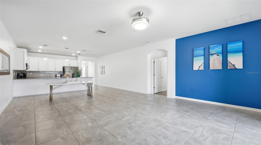 DAVENPORT, Florida 33896, 3 Bedrooms Bedrooms, ,2 BathroomsBathrooms,Residential,For Sale,CABOT CLIFFS,0,MFRO6420334