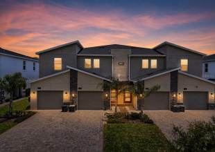 DAVENPORT, Florida 33896, 3 Bedrooms Bedrooms, ,2 BathroomsBathrooms,Residential,For Sale,CABOT CLIFFS,0,MFRO6420334