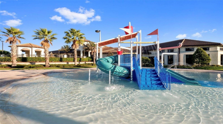 DAVENPORT, Florida 33896, 3 Bedrooms Bedrooms, ,2 BathroomsBathrooms,Residential,For Sale,CABOT CLIFFS,0,MFRO6420334