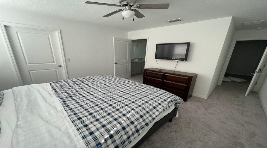 Davenport, Florida 33896, 3 Bedrooms Bedrooms, ,2 Bathroomsbathrooms,Residential,For Sale,Sanibel Dr,0,Mfro6420614