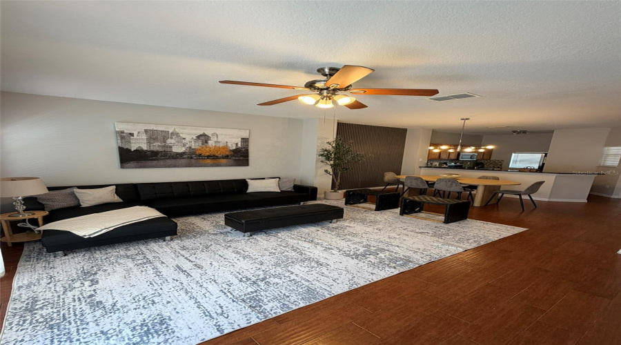 KISSIMMEE, Florida 34747, 3 Bedrooms Bedrooms, ,2 BathroomsBathrooms,Residential,For Sale,BAY LILLY,0,MFRO6371280