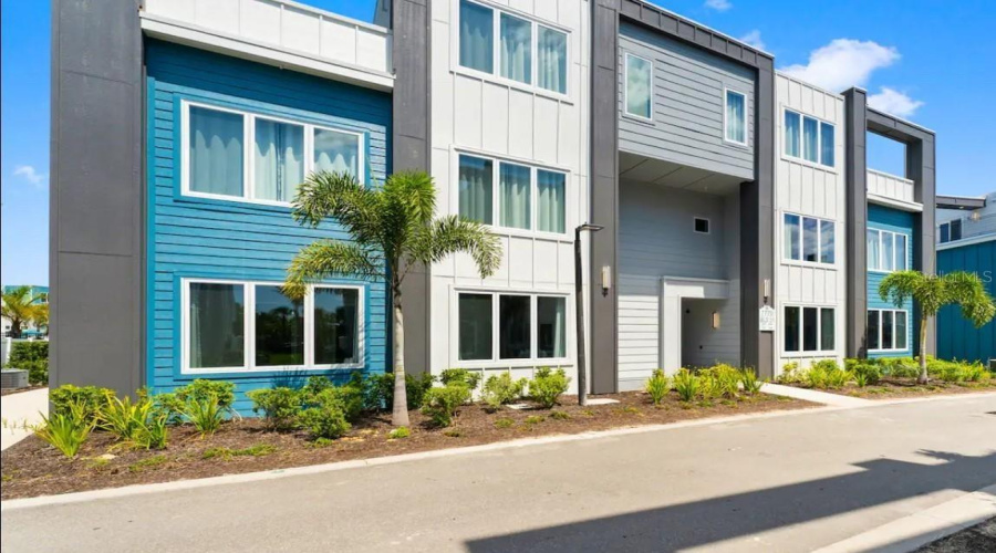 REUNION, Florida 34747, 5 Bedrooms Bedrooms, ,4 BathroomsBathrooms,Residential,For Sale,SANDY RIDGE,0,MFRO6347600