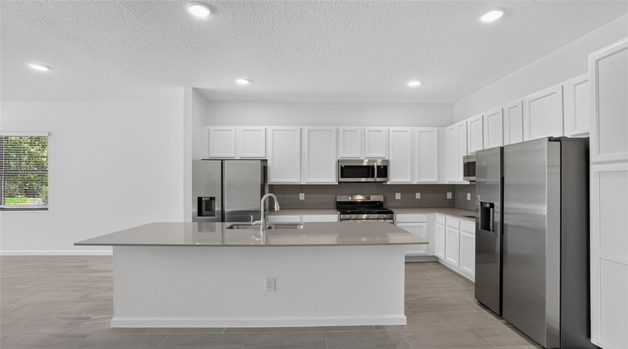 DAVENPORT, Florida 33837, 12 Bedrooms Bedrooms, ,11 BathroomsBathrooms,Residential,For Sale,BUTTERFLY ORCHID,0,MFRO6421680