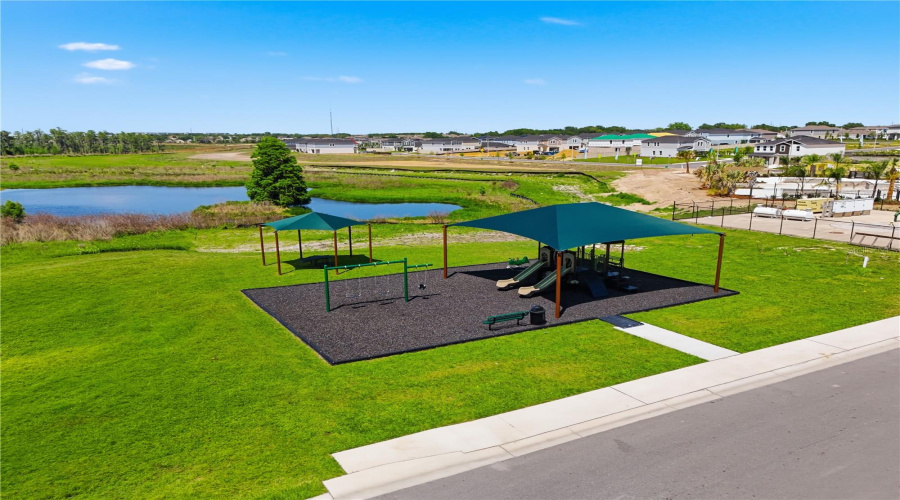 DAVENPORT, Florida 33837, 5 Bedrooms Bedrooms, ,3 BathroomsBathrooms,Residential,For Sale,RIVER BEACON,0,MFRTB8525722