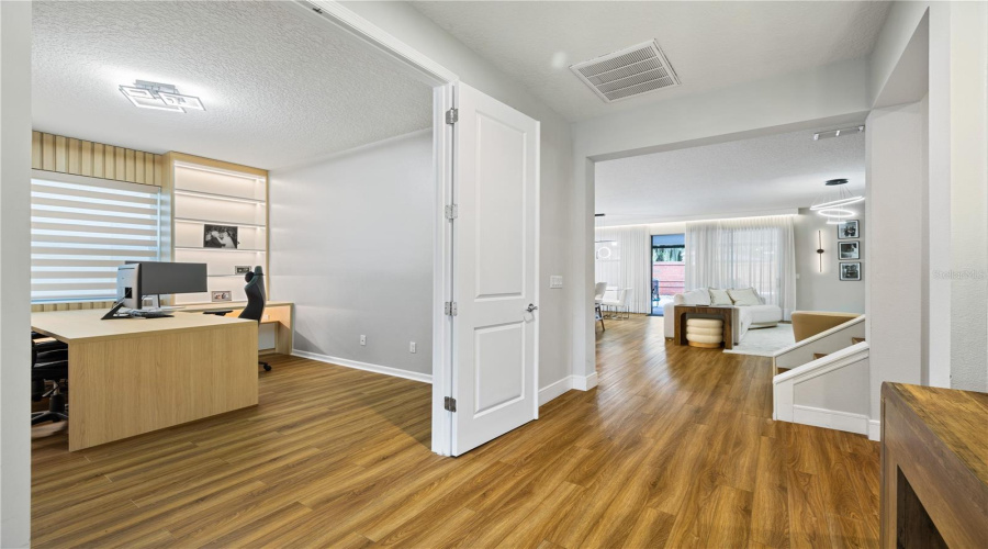 ORLANDO, Florida 32836, 5 Bedrooms Bedrooms, ,4 BathroomsBathrooms,Residential,For Sale,ROYAL ESTATES,0,MFRO6421398