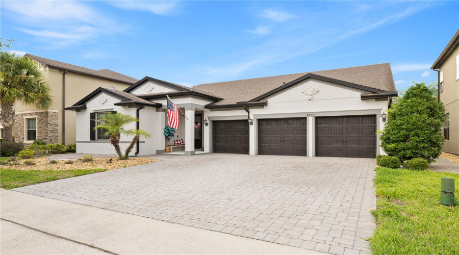 ORLANDO, Florida 32836, 5 Bedrooms Bedrooms, ,4 BathroomsBathrooms,Residential,For Sale,ROYAL ESTATES,0,MFRO6421398