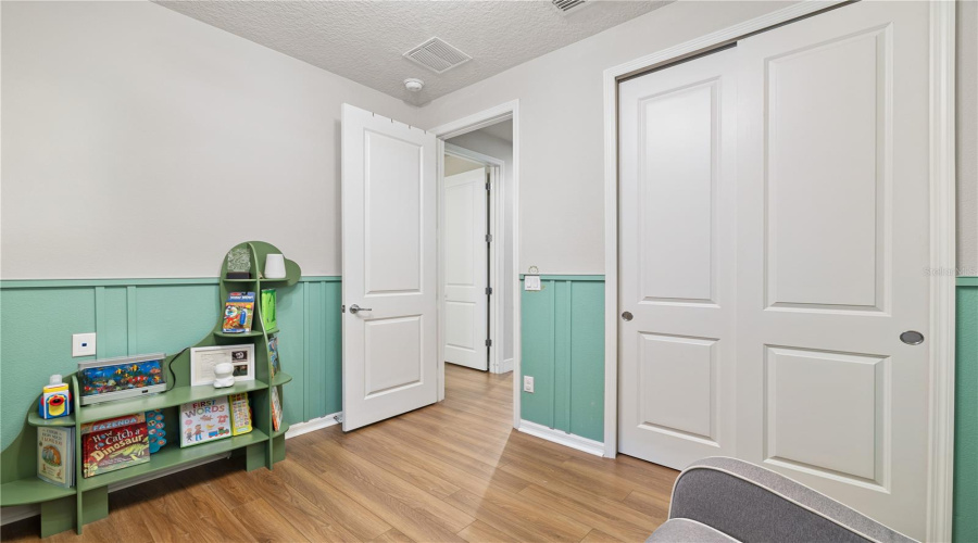 ORLANDO, Florida 32836, 5 Bedrooms Bedrooms, ,4 BathroomsBathrooms,Residential,For Sale,ROYAL ESTATES,0,MFRO6421398
