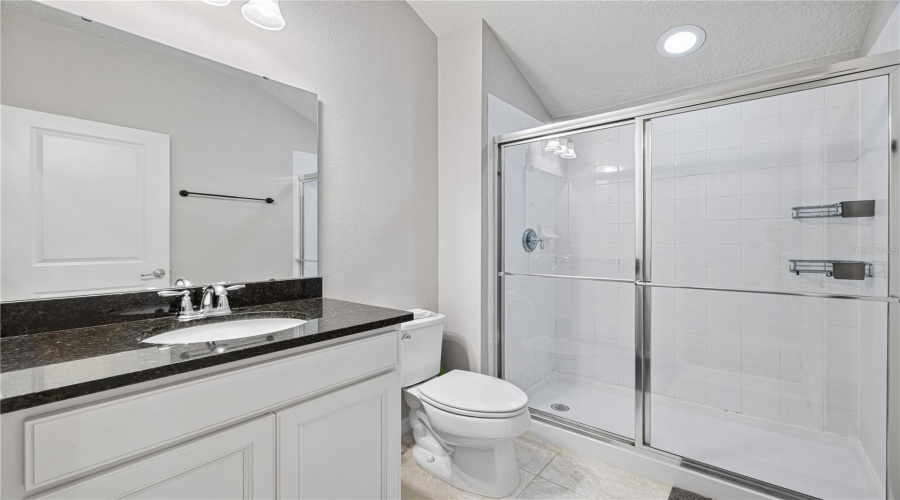 ORLANDO, Florida 32836, 5 Bedrooms Bedrooms, ,4 BathroomsBathrooms,Residential,For Sale,ROYAL ESTATES,0,MFRO6421398