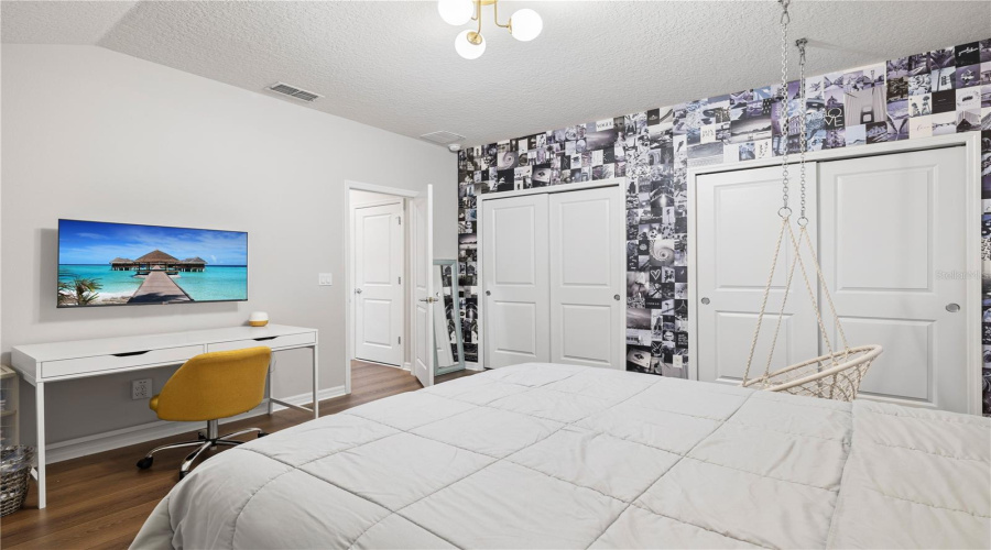 ORLANDO, Florida 32836, 5 Bedrooms Bedrooms, ,4 BathroomsBathrooms,Residential,For Sale,ROYAL ESTATES,0,MFRO6421398