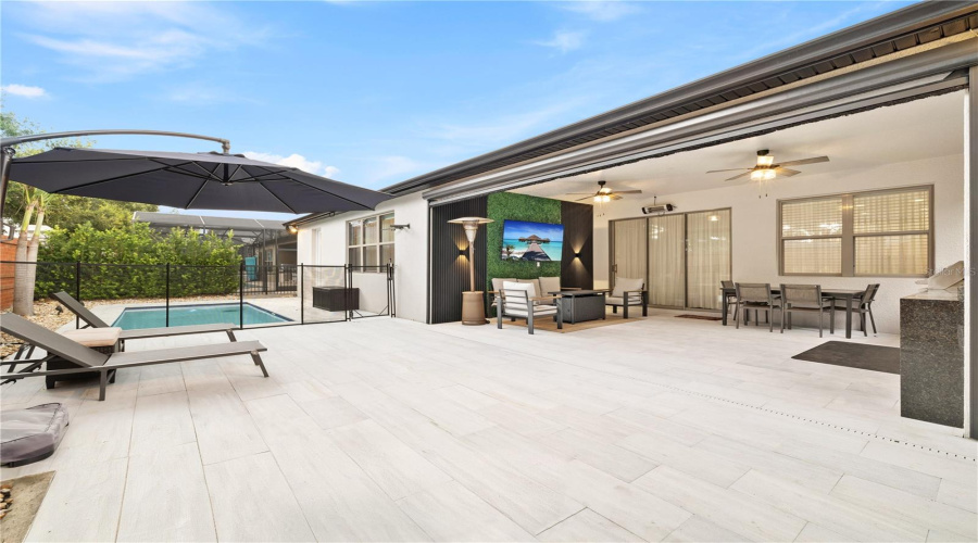 ORLANDO, Florida 32836, 5 Bedrooms Bedrooms, ,4 BathroomsBathrooms,Residential,For Sale,ROYAL ESTATES,0,MFRO6421398