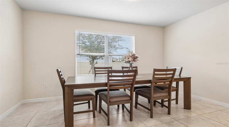 KISSIMMEE, Florida 34746, 5 Bedrooms Bedrooms, ,3 BathroomsBathrooms,Residential,For Sale,BLUE HAMMOCK,0,MFRO6422067