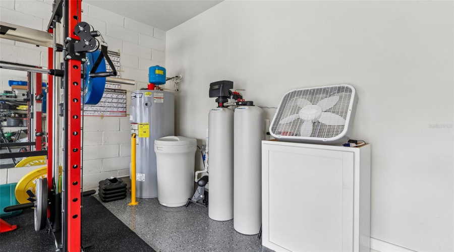 KISSIMMEE, Florida 34746, 5 Bedrooms Bedrooms, ,3 BathroomsBathrooms,Residential,For Sale,BLUE HAMMOCK,0,MFRO6422067