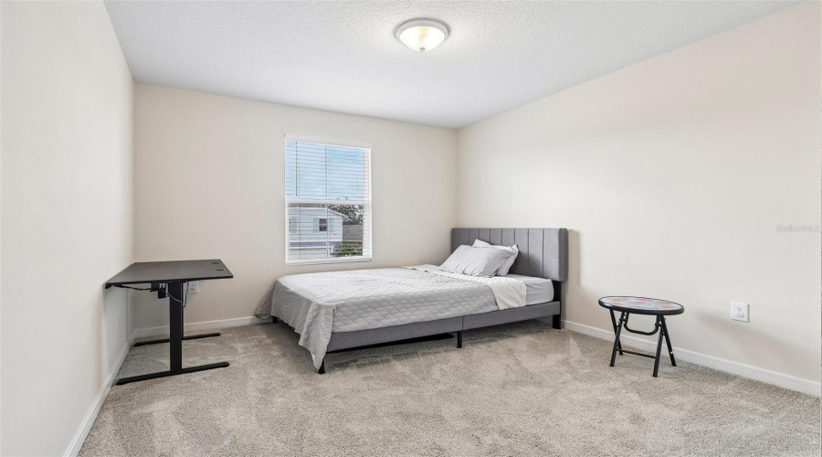KISSIMMEE, Florida 34746, 5 Bedrooms Bedrooms, ,3 BathroomsBathrooms,Residential,For Sale,BLUE HAMMOCK,0,MFRO6422067