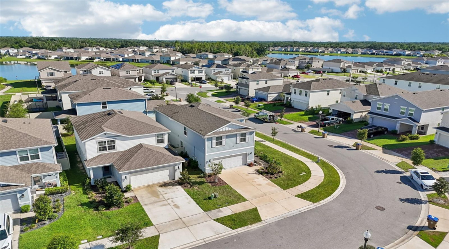 KISSIMMEE, Florida 34746, 5 Bedrooms Bedrooms, ,3 BathroomsBathrooms,Residential,For Sale,BLUE HAMMOCK,0,MFRO6422067