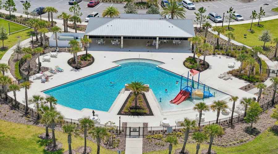 KISSIMMEE, Florida 34746, 5 Bedrooms Bedrooms, ,3 BathroomsBathrooms,Residential,For Sale,BLUE HAMMOCK,0,MFRO6422067