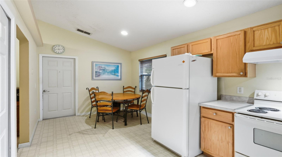 DAVENPORT, Florida 33897, 4 Bedrooms Bedrooms, ,2 BathroomsBathrooms,Residential,For Sale,BELLMONT,0,MFRO6422101
