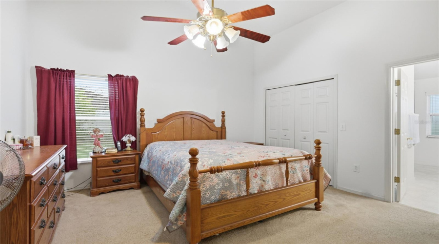 DAVENPORT, Florida 33897, 4 Bedrooms Bedrooms, ,2 BathroomsBathrooms,Residential,For Sale,BELLMONT,0,MFRO6422101