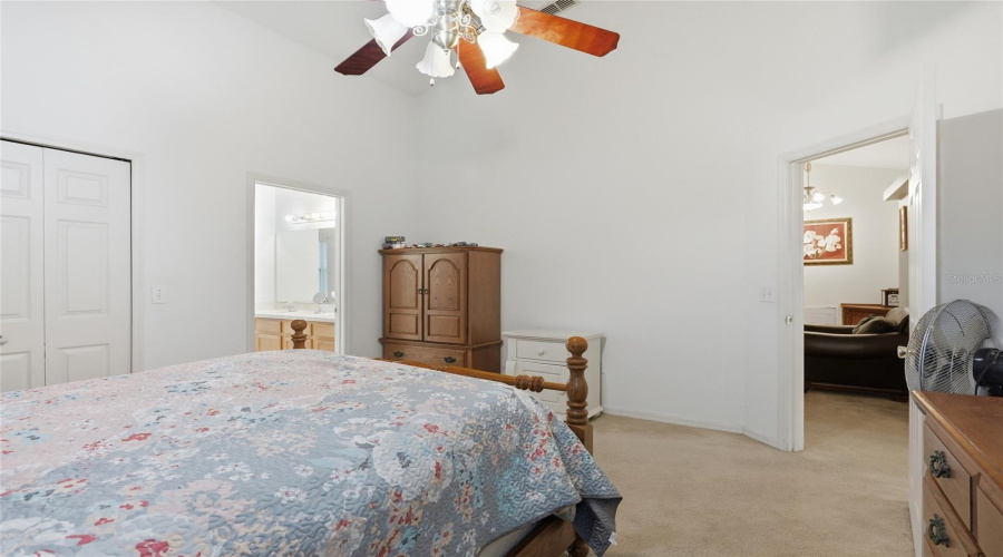 DAVENPORT, Florida 33897, 4 Bedrooms Bedrooms, ,2 BathroomsBathrooms,Residential,For Sale,BELLMONT,0,MFRO6422101