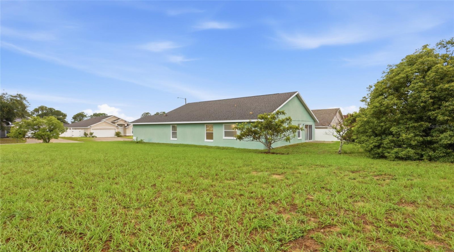 DAVENPORT, Florida 33897, 4 Bedrooms Bedrooms, ,2 BathroomsBathrooms,Residential,For Sale,BELLMONT,0,MFRO6422101