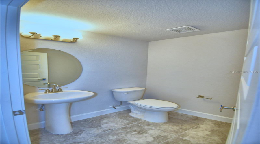 DAVENPORT, Florida 33837, 4 Bedrooms Bedrooms, ,2 BathroomsBathrooms,Residential,For Sale,SOFIA,0,MFRO6422152