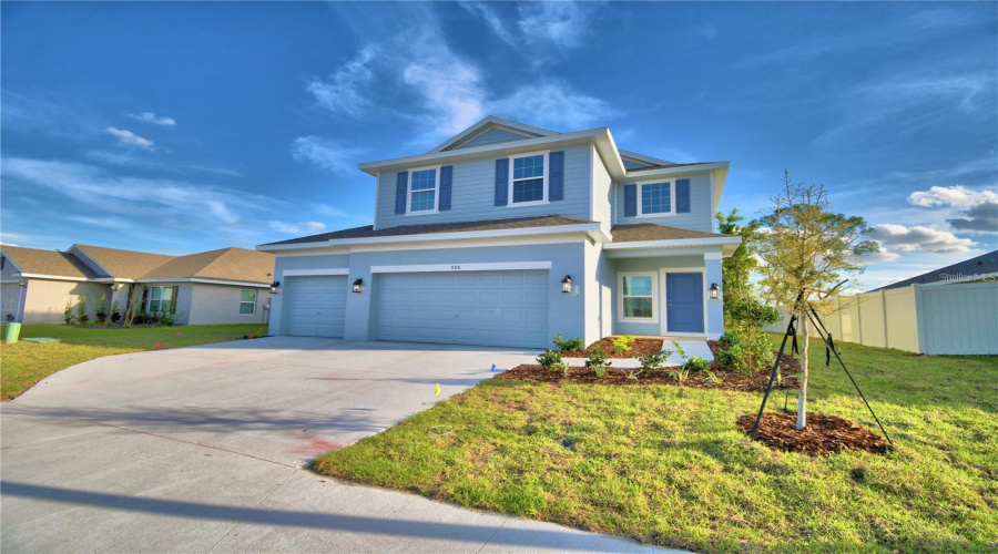 DAVENPORT, Florida 33837, 4 Bedrooms Bedrooms, ,2 BathroomsBathrooms,Residential,For Sale,SOFIA,0,MFRO6422152