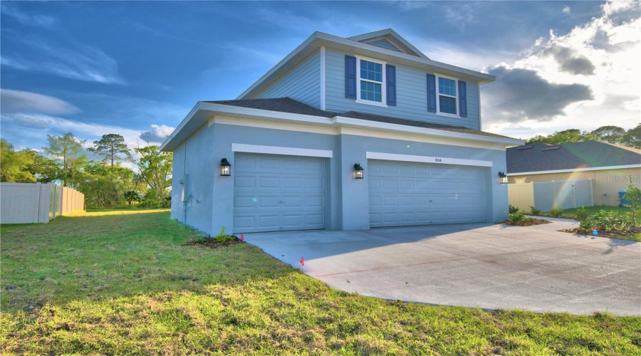 DAVENPORT, Florida 33837, 4 Bedrooms Bedrooms, ,2 BathroomsBathrooms,Residential,For Sale,SOFIA,0,MFRO6422152
