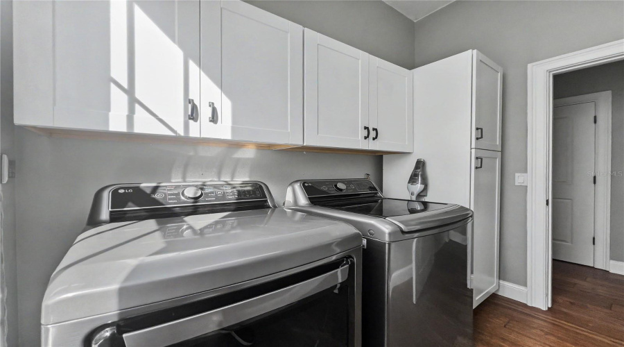 CELEBRATION, Florida 34747, 6 Bedrooms Bedrooms, ,4 BathroomsBathrooms,Residential,For Sale,OAK SHADOWS,0,MFRO6421489