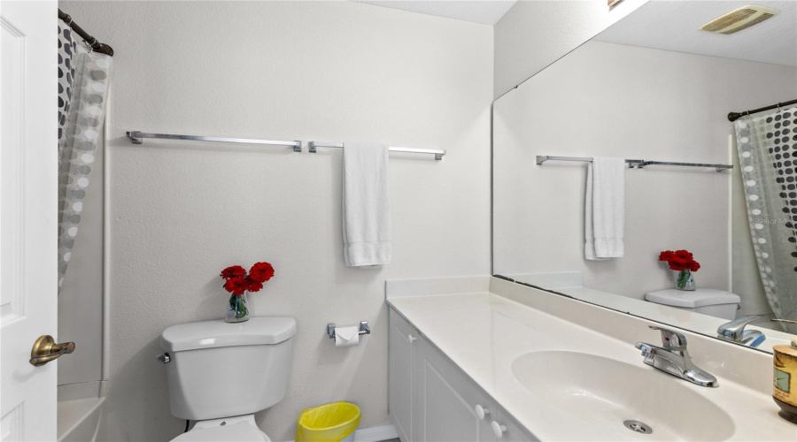 KISSIMMEE, Florida 34746, 4 Bedrooms Bedrooms, ,3 BathroomsBathrooms,Residential,For Sale,CLUB CORTILE,0,MFRO6411604