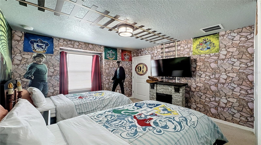 DAVENPORT, Florida 33897, 5 Bedrooms Bedrooms, ,4 BathroomsBathrooms,Residential,For Sale,JETTY WAY,0,MFRS5152558